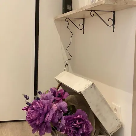 Unique בית הארחה