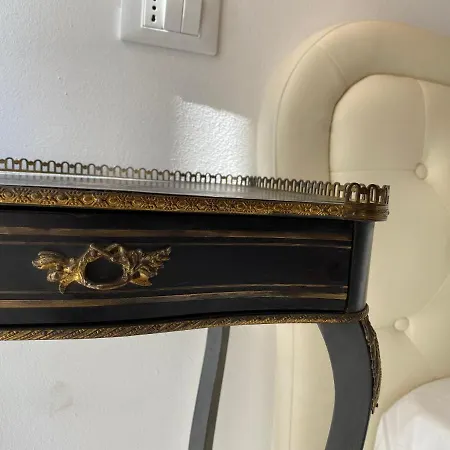 Unique בית הארחה