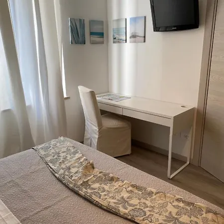 Unique Verona