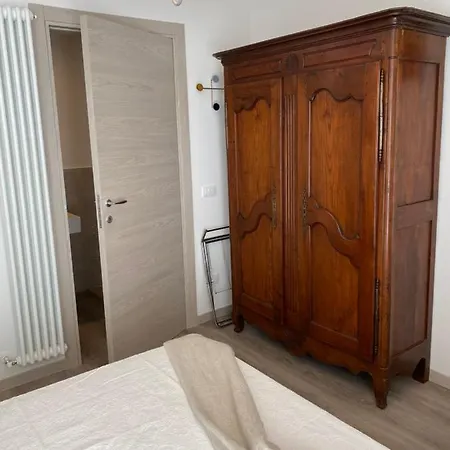 Unique Verona