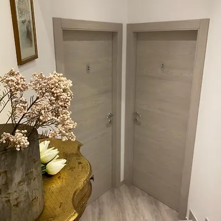 Unique Guest house